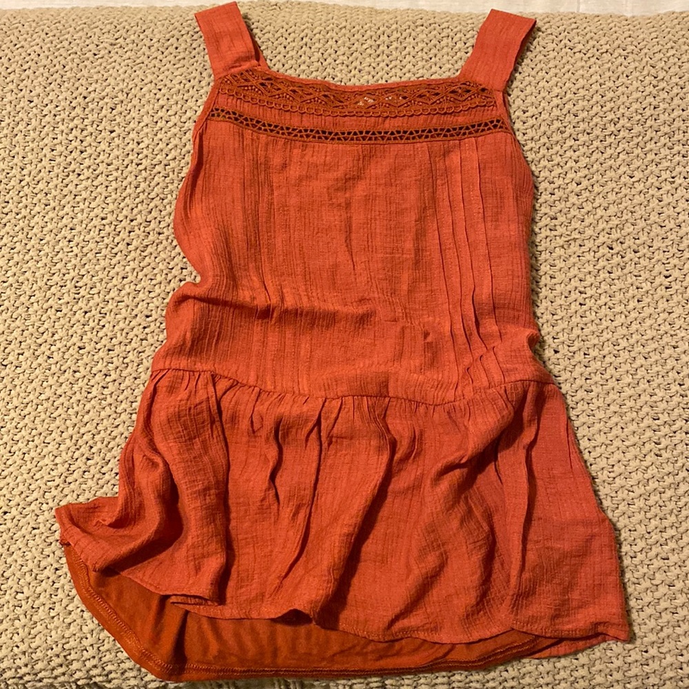 Orange flowy top 🧡